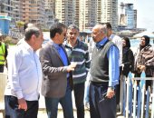 محافظ الإسكندرية: رفع درجة الاستعداد بالشواطئ لاستقبال مواطنى وزائرى المحافظة