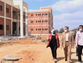 محافظ الغربية يتفقد مشروعات حياة كريمة فى نهطاى وتفهنا العزب