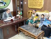 محافظ المنوفية يوجه بصرف مساعدات عاجلة لكفيفة وأسرة طفل يعانى من ضمور بالمخ