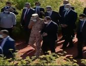 الرئيس السيسى يشهد بدء موسم حصاد القمح فى توشكى.. فيديو وصور