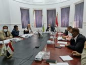 رئيس القابضة للمياه يتابع الموقف التنفيذى لمشروعات "حياة كريمة" بالمحافظات