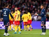 شوط أول سلبي بين باريس سان جيرمان ضد لانس في الدوري الفرنسي