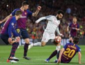 تقارير إنجليزية: برشلونة يفضل ضم محمد صلاح على ليفاندوفيسكي