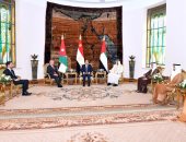 الرئيس السيسي يلتقى العاهل الأردنى وولى عهد أبو ظبى على مأدبة إفطار بالاتحادية