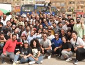 أمير كرارة يحتفل بانتهاء تصوير مسلسل العائدون.. اعرف قال ايه