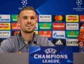 قائد ليفربول: فياريال فريق جيد للغاية ولديهم مدرب ذو خبرة كبيرة