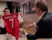 سر احتفاظ رونالدو بقميص أرسنال وحقيقة انتقاله إلى الجانرز