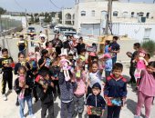 لمة وفرحة ولعب كمان..  توزيع ألعاب على أطفال فلسطين استعدادا لاستقبال عيد الفطر