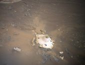 طائرة المريخ بدون طيار التابعة لناسا تلتقط صورة رائعة لمعدات هبوط المسبار