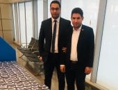 ضبط كمية من مستلزمات الأسنان بحوزة طبيب وزوجته بمطار القاهرة.. صور