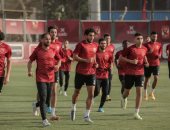 موسيمانى يعكف على علاج أزمات فنية فى الأهلى قبل مواجهة وفاق سطيف