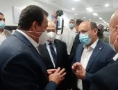 وزير التعليم العالي يتفقد مستشفى الاستقبال والطوارئ بقصر العيني في العيد