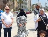 محافظ بورسعيد يتفقد ساحة الشهداء ويقدم التهنئة للمواطنين بعيد الفطر