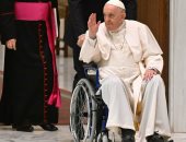 بابا الفاتيكان: اضطررت لتأجيل زيارتى للكونغو وجنوب السودان بسبب آلام فى الساق