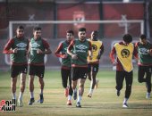موسيماني يجتمع مع لاعبي الأهلي فى التدريب الختامي قبل موقعة سطيف