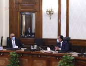 محافظ البنك المركزى: عقد اجتماعات دورية مع المصنعين وحل أى مشكلات قد تطرأ