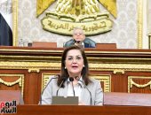 وزيرة التخطيط تنعى شهداء سيناء: الإرهاب لن ينال من عزيمة مصر