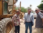 حملات نظافة مكبرة بالشوارع الرئيسية والأحياء الداخلية والقرى فى المنيا.. صور