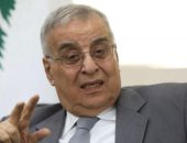 وزير خارجية لبنان يسلم سفير بريطانيا مذكرة احتجاج على زيارة كاميرون لبيروت