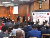 رئيس الوزراء من تونس: لا قيود على وجود رجال الأعمال التونسيين فى مصر