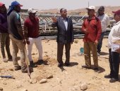 تنفيذ مشروعات خدمية فى مجال الكهرباء بمنطقة عين الجديرات بوسط سيناء