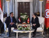 الرئيس التونسى يبحث مع رئيسة الحكومة نتائج مشاركتها فى قمة المناخ بشرم الشيخ