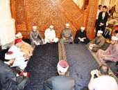عودة المقارئ القرآنية بمسجد الإمام الحسين فى القاهرة