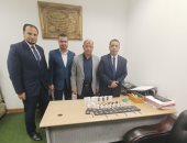 جمارك مطار برج العرب الدولى تضبط محاولة تهريب أدوات زرع شعر