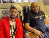 مؤمن زكريا يعود إلى القاهرة بعد رحلة علاجية في انجلترا