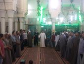 بركة الأولياء..المئات يزورون مسجد عبد الرحيم القنائي بعد صلاة الجمعة (فيديو)