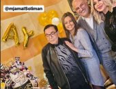 سمير صبرى يحتفل بآخر عيد ميلاد فى حياته مع نيللى وجمال سليمان وبشرى.. فيديو