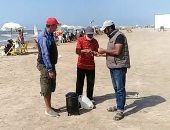 بهجة الرزق الحلال.. عم رمضان أقدم بائع شاى على شاطئ رأس البر "بث مباشر"