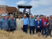 محافظ الشرقية يشدد على تكثيف أعمال متابعة حصاد وتوريد محصول القمح 