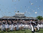 قبعات فى الهواء الطلق.. حفل تخرج طلاب الأكاديمية العسكرية الأمريكية بنيويورك