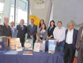 مكتبة الإسكندرية تتسلم إهداءات من سلطنة عمان.. صور