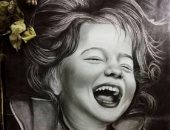 "سارة" حولت موهبتها الصغيرة فى الرسم إلى فنون بكل الألوان