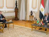 وزير الإنتاج الحربى يلتقى سفير إيطاليا بمصر لبحث سبل تعميق التعاون الصناعى