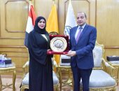 رئيس جامعة بنى سويف يستقبل المستشار الثقافي لمملكة البحرين لبحث التعاون المشترك