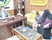 محافظ المنوفية يحل شكوى مستثمر بالمنطقة الصناعية ويوفر سرير عناية لمريض قلب