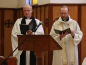 رئيس الكنيسة الأسقفية يرقى قسًا بريطانيًا لرتبة كانون للخدمة بإثيوبيا