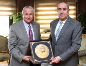 وزير الطيران: استخدام تقنيات الثورة الصناعية ودعم منظومة "التحول الرقمى"