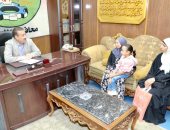 محافظ المنوفية يوجه بإنارة طريق المقابر بكفر السادات وإعادة تشغيل المستوصف الطبي 