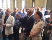 محافظ القاهرة ووفد الوكالة الفرنسية يتفقدون مشاريع تطوير العشوائيات بعزبة خير الله