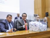 خالد عبد الغفار يشهد القرعة العلنية لاختيار أعضاء البعثة الطبية المصرية للحج