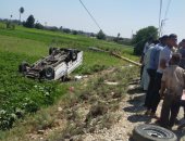 مصرع مواطن وإصابة 7 فى حادث انقلاب سيارة بالفيوم
