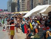 المصيف بدأ رسمى.. الآلاف يصطفون على الشواطئ المجانية بالإسكندرية.. لايف
