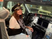 أنغام من داخل قمرة القيادة خلال سفرها للسعودية: سقت الطيارة بإيد واحدة.. صور