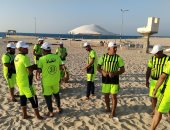 شاب سيناوى ينفذ مبادرة توفير 25 منقذا على شاطئ العريش لحماية أرواح المصطافين