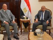 وزير التنمية المحلية يتابع مع محافظ القاهرة مستجدات منظومة المخلفات بالعاصمة