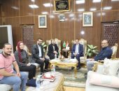 محافظ المنوفية يلتقى وفد المجلس القومى للمرأة لبحث محاور مشروع تنمية الأسرة